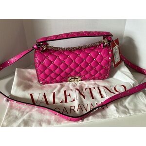 VALENTINO GARAVANI SMALL ROCKSTUD SHOULDER BAG $2980